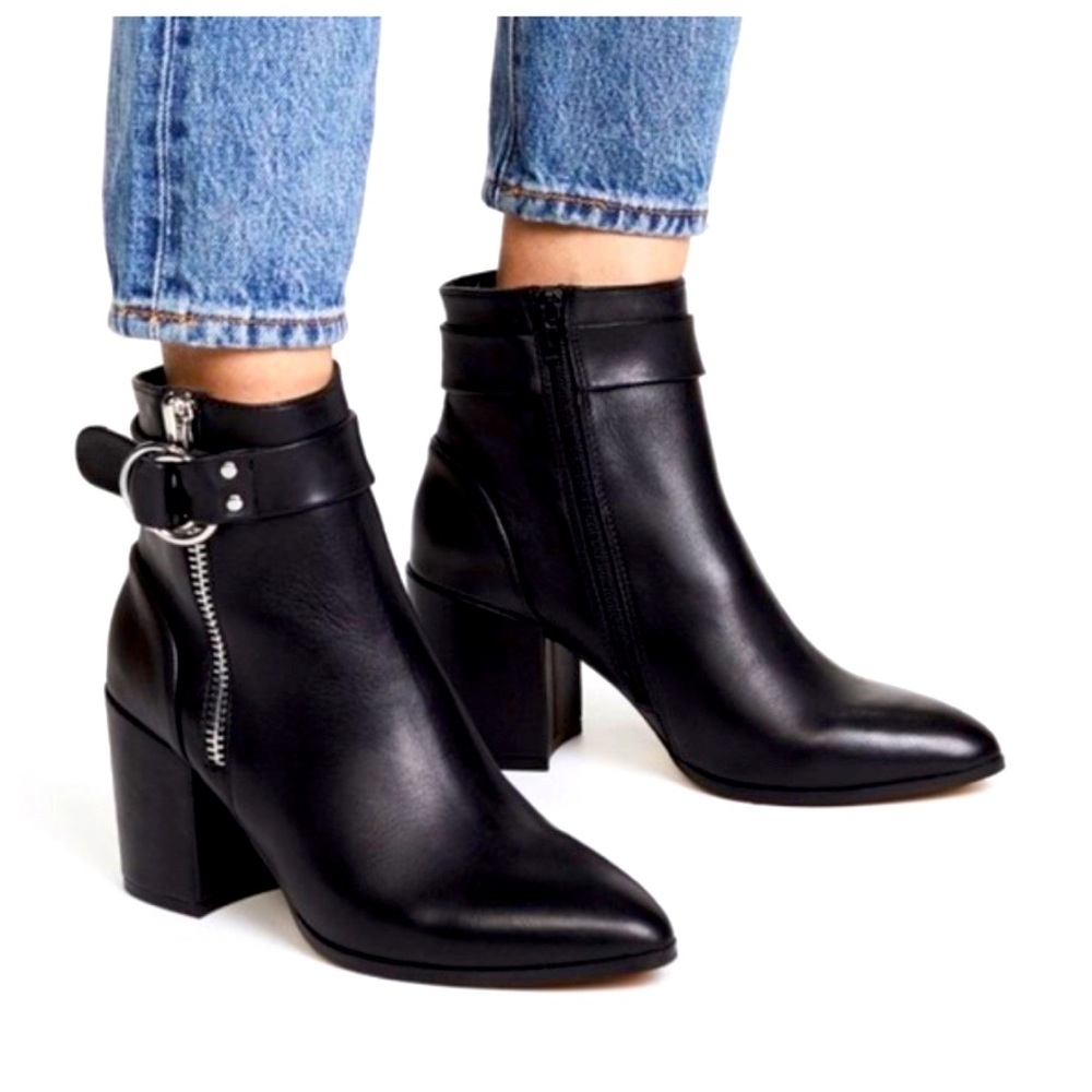 Steven Johanna 8M Black Leather Pointed Toe block heel Boot